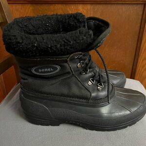 Women’s vintage SOREL size 8